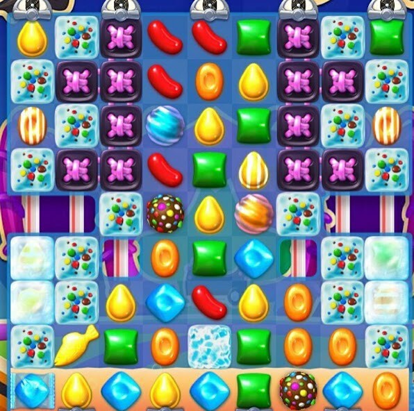 Play Candy Heroes 