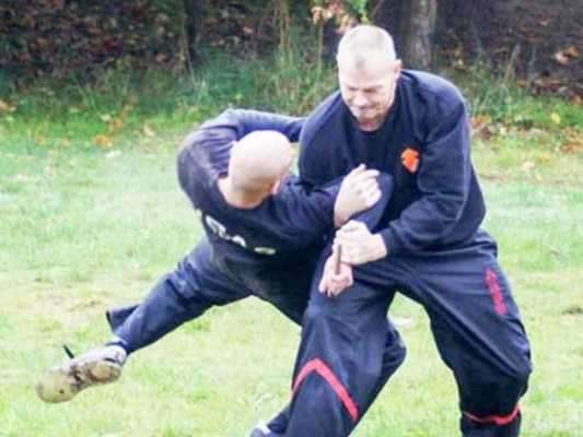 Play Close Combat Trainings 