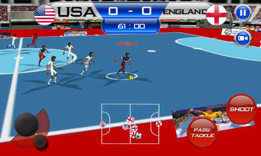 Play futsal game 