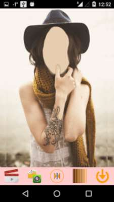 Play Girls Tattoo Selfie 