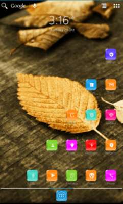 Play Glossy Theme and Launcher 