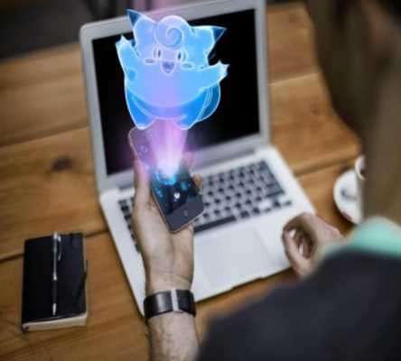 Play Hologram 3D Poke simulator 