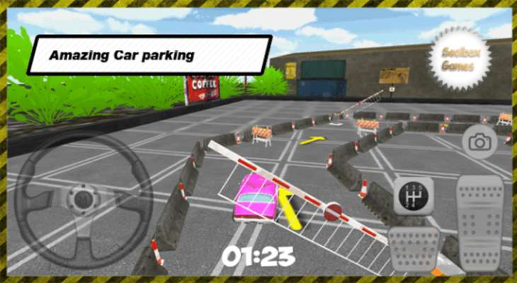 Play Military Pink Car Parking 