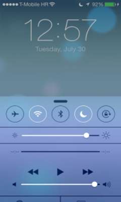 Play Phone 7 Lock Screen 