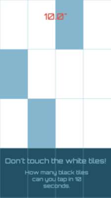 Play Piano Blue & White Tiles 