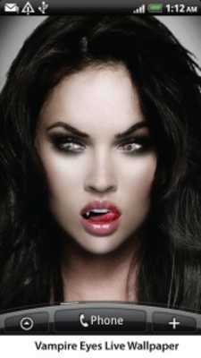 Play Vampire Eyes Live Wallpaper 