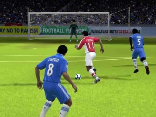 Play voetbal elite 