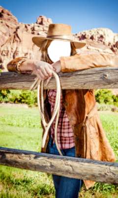 Play Cowgirl Photo Montage 