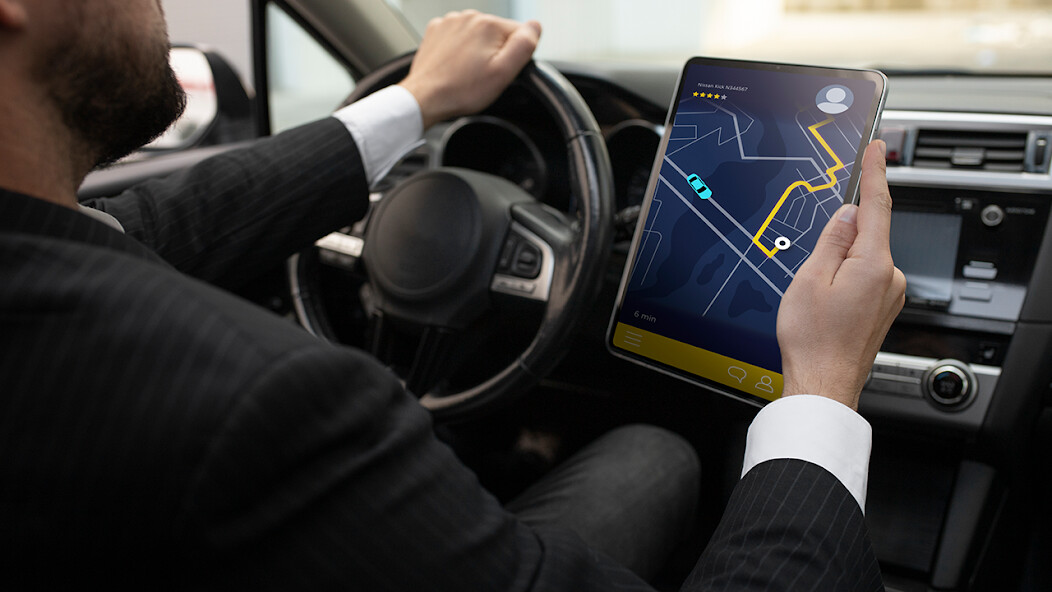 Play GPS Navigation & Tracker 