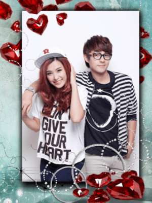 Play Romantic Photo Collage 