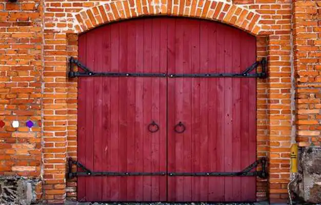 Play 5 Doors Escape 2