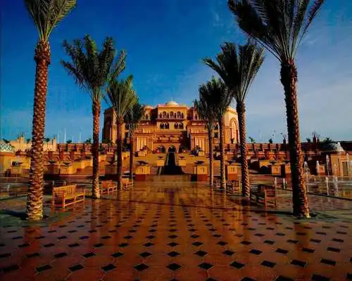 Play Abu Dhabi Jigsaw Puzzles