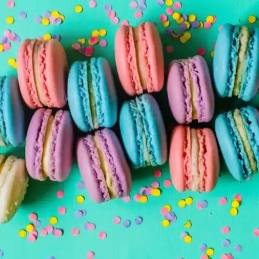 Play Aesthetic Colorful Wallpaper APK