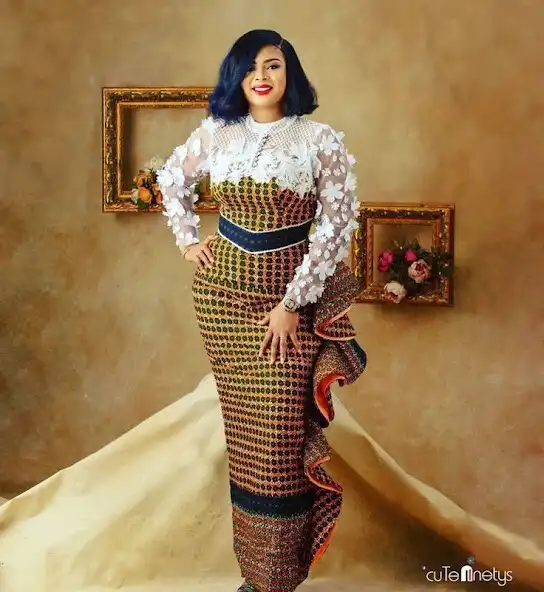 Play Afro Cloth as an online game Afro Cloth with UptoPlay