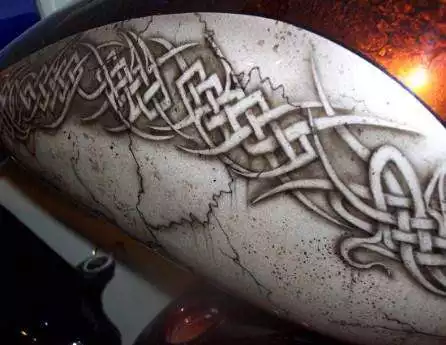 Play airbrush art images