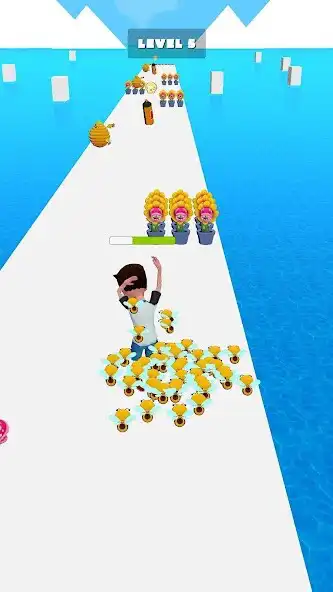 Play Angry Honey Bee Runner  and enjoy Angry Honey Bee Runner with UptoPlay