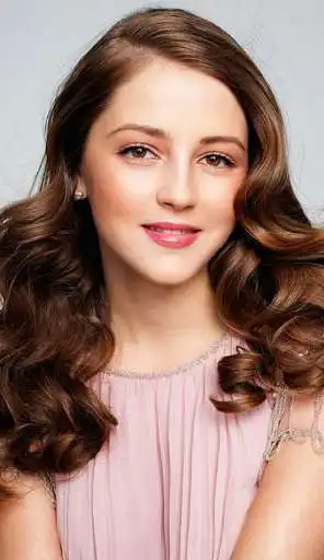 Play Anna Mikhailovskaya selfie photo editor  and enjoy Anna Mikhailovskaya selfie photo editor with UptoPlay