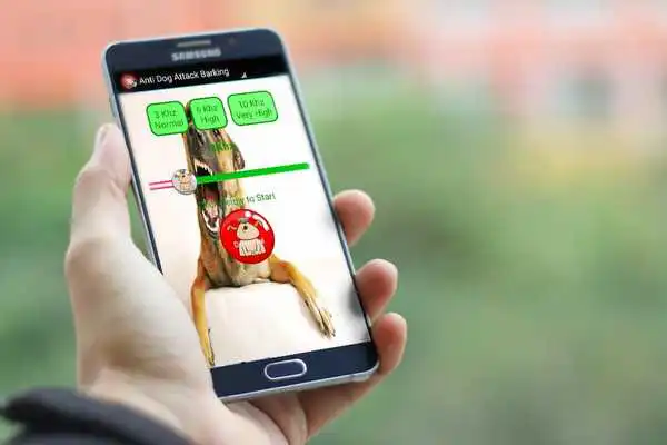 Play Anti Dog Attack Barking  Prank