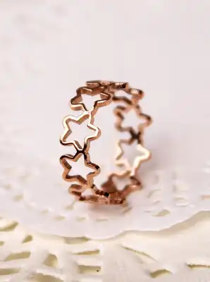 Play Antique Engagement Ring Galore