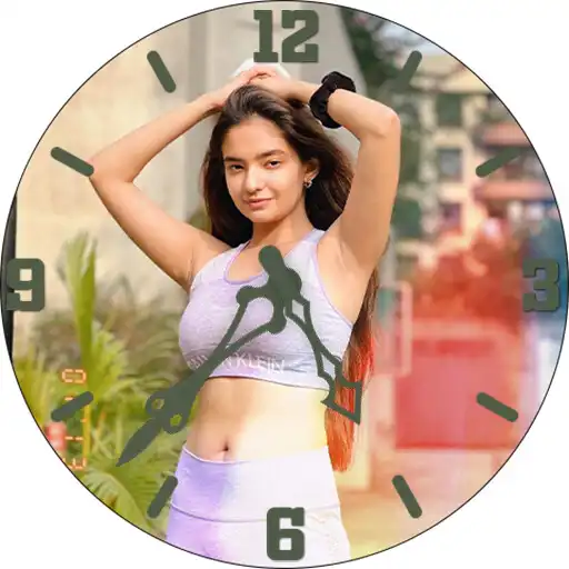 Play Anushka Sen Clock Wallpapers APK