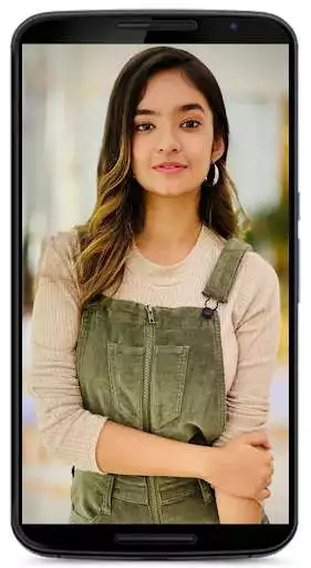 Play Anushka Sen HD Wallpapers as an online game Anushka Sen HD Wallpapers with UptoPlay