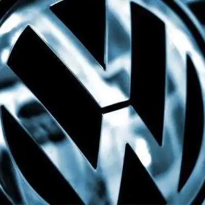 Play arrange the pic and name it