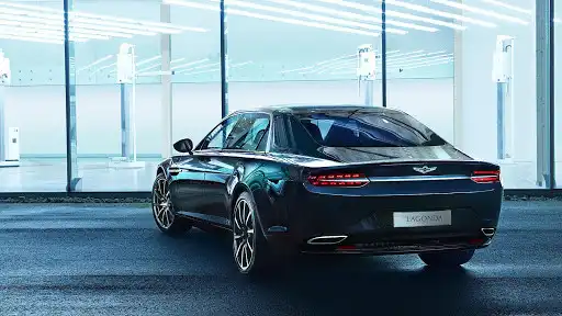 Play Aston Martin Wallpapers as an online game Aston Martin Wallpapers with UptoPlay