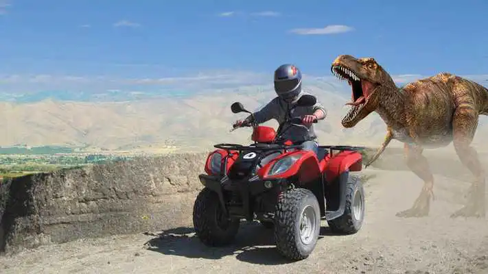 Play ATV Crazy Quad Bike Dino Attack: Tricky Bike Rider