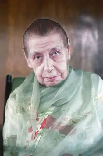 Play AuroGallery (Sri Aurobindo)  and enjoy AuroGallery (Sri Aurobindo) with UptoPlay