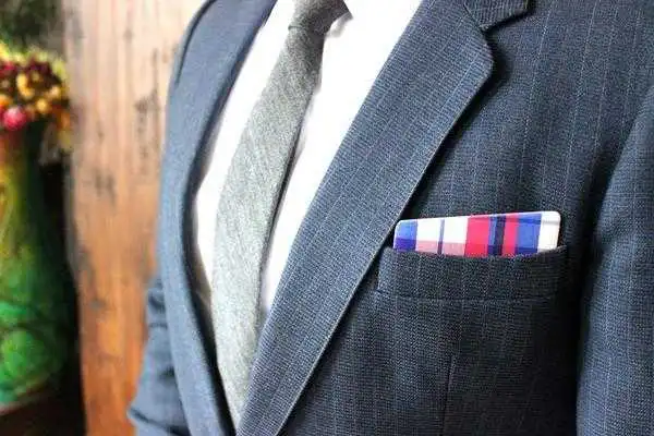 Play Baffi Wooden Pocket Squares
