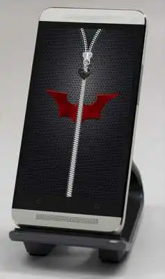 Play Bat Zipper Lock