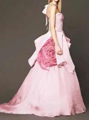 Play Beautiful Wedding Dress