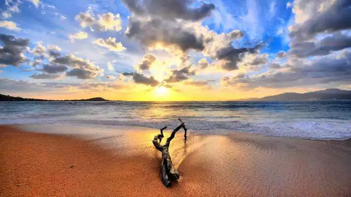 Play Beauty of the sea sunset