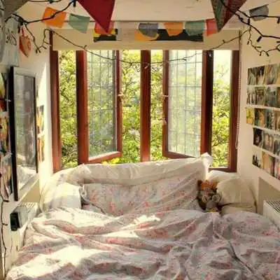 Play Bedroom Window Design