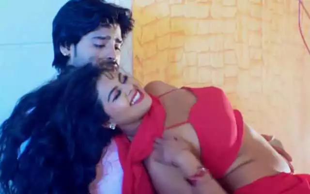 Play Bhojpuri Hot Video Viral