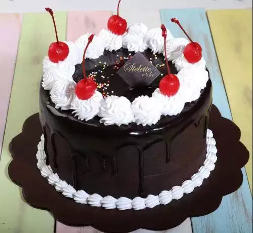 Play Birthday Cake  and enjoy Birthday Cake with UptoPlay