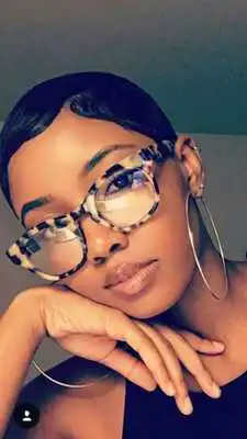 Play Black Women Short Hairstyles as an online game Black Women Short Hairstyles with UptoPlay