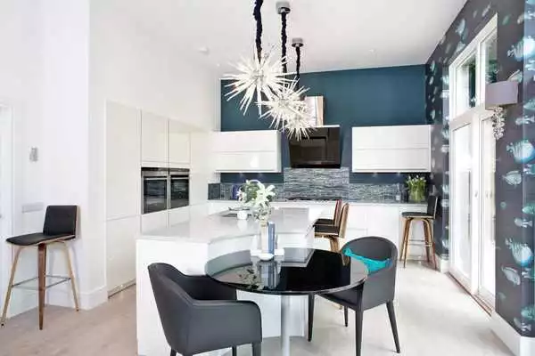 Play Blue Walls Design Ideas