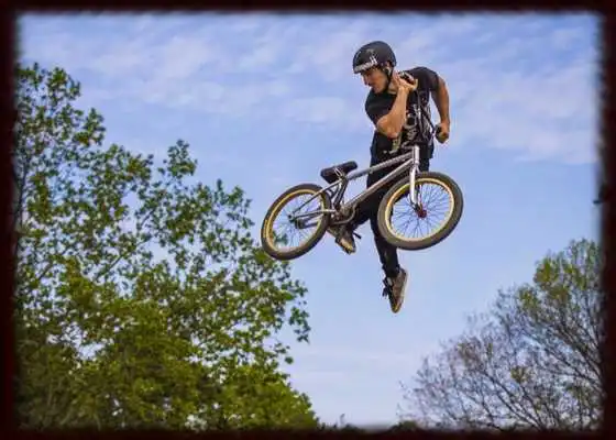 Play Bmx Biking Wallpapers - Free