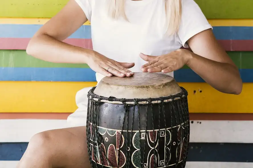 Play Bongo ringtone  and enjoy Bongo ringtone with UptoPlay