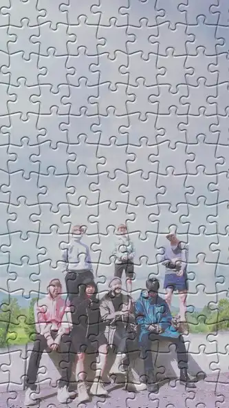 Play BTS Jigsaw Puzzles as an online game BTS Jigsaw Puzzles with UptoPlay