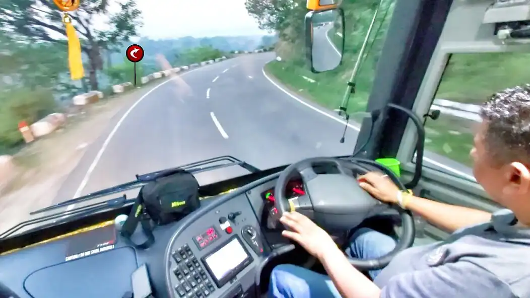 Play Bus Simulator Game 2022 as an online game Bus Simulator Game 2022 with UptoPlay