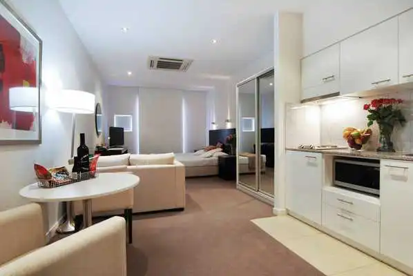Play Buy and sell flats
