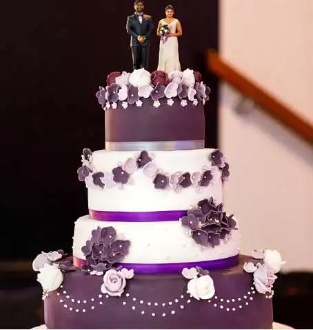 Play cake designs for wedding as an online game cake designs for wedding with UptoPlay