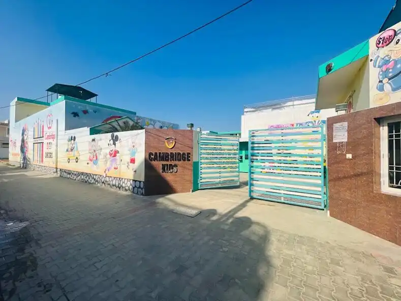 Play Cambridge Kids as an online game Cambridge Kids with UptoPlay