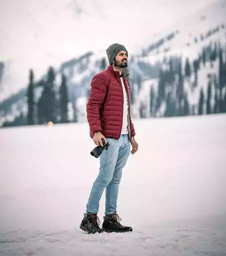 Play Camcreators by Ankit Bhatia as an online game Camcreators by Ankit Bhatia with UptoPlay