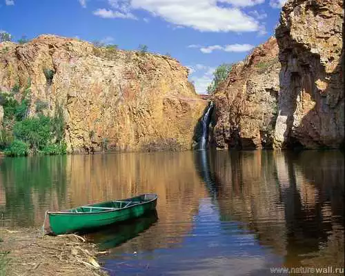 Play Canberra Jigsaw Puzzles