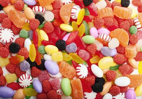 Play Candy Jigsaw