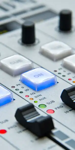 Play Centreforce 88.3FM app  and enjoy Centreforce 88.3FM app with UptoPlay