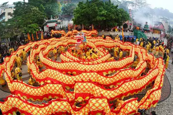 Play Chinese New Year 2015 Pictures